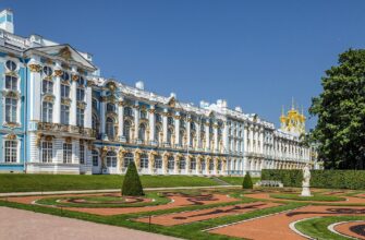Екатерининский дворец в Царском Селе Екатерининский дворец в Царском Селе