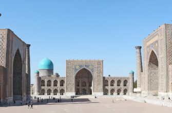 Площадь Регистан в Самарканде Площадь Регистан в Самарканде