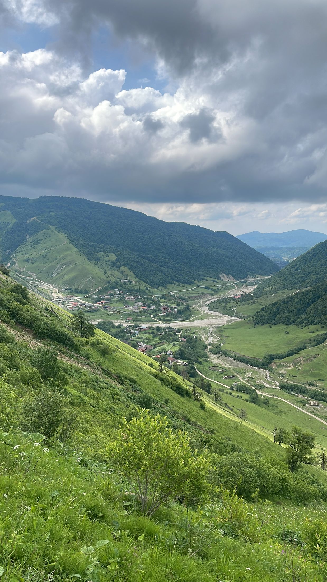 Казеной Ам, авторский тур
