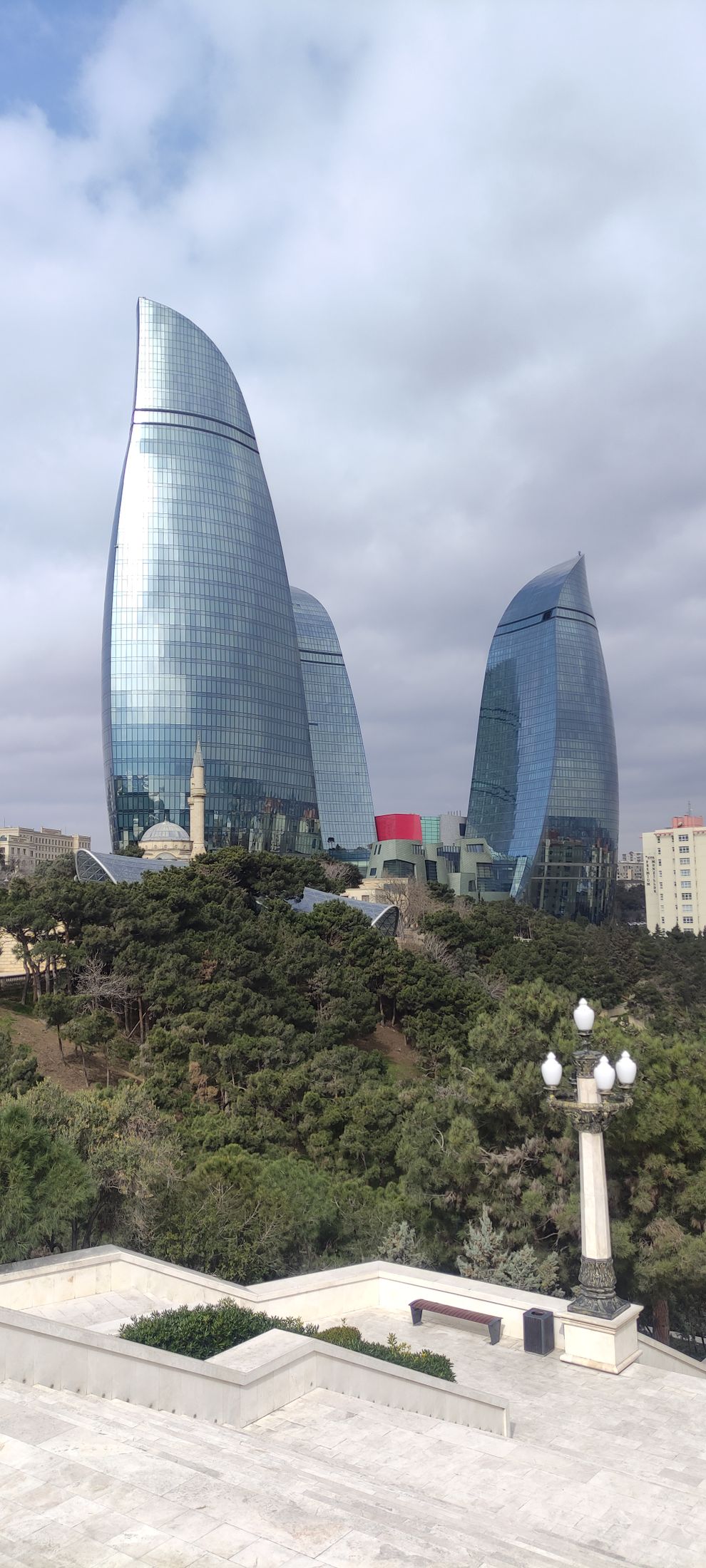 Новый Баку, Каспийское море